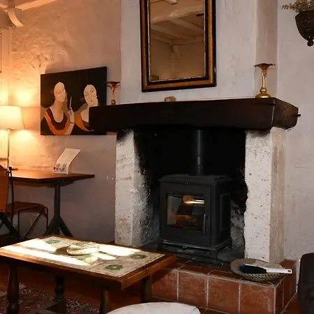 Domaine De Montboulard Guest house Soyaux