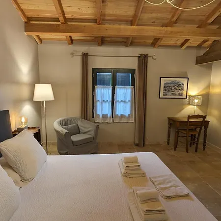 Domaine De Montboulard Guest house Soyaux