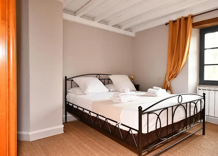 Montboulard Guest house 3*