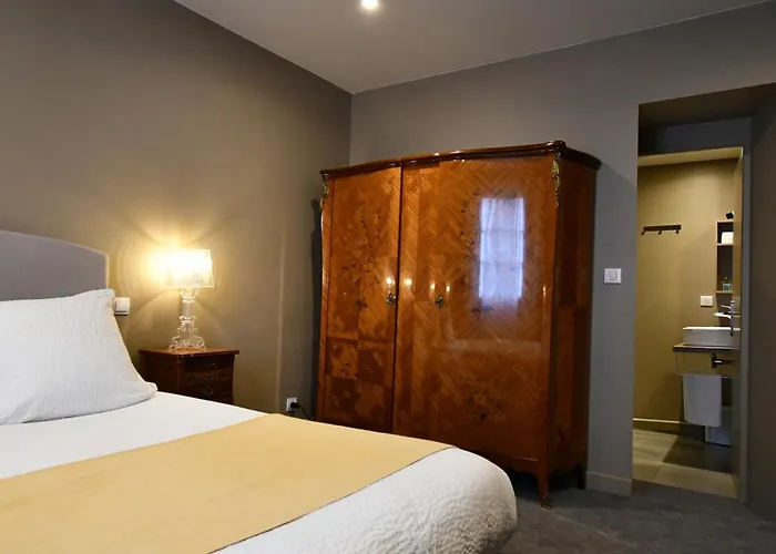 Montboulard Guest house 3*